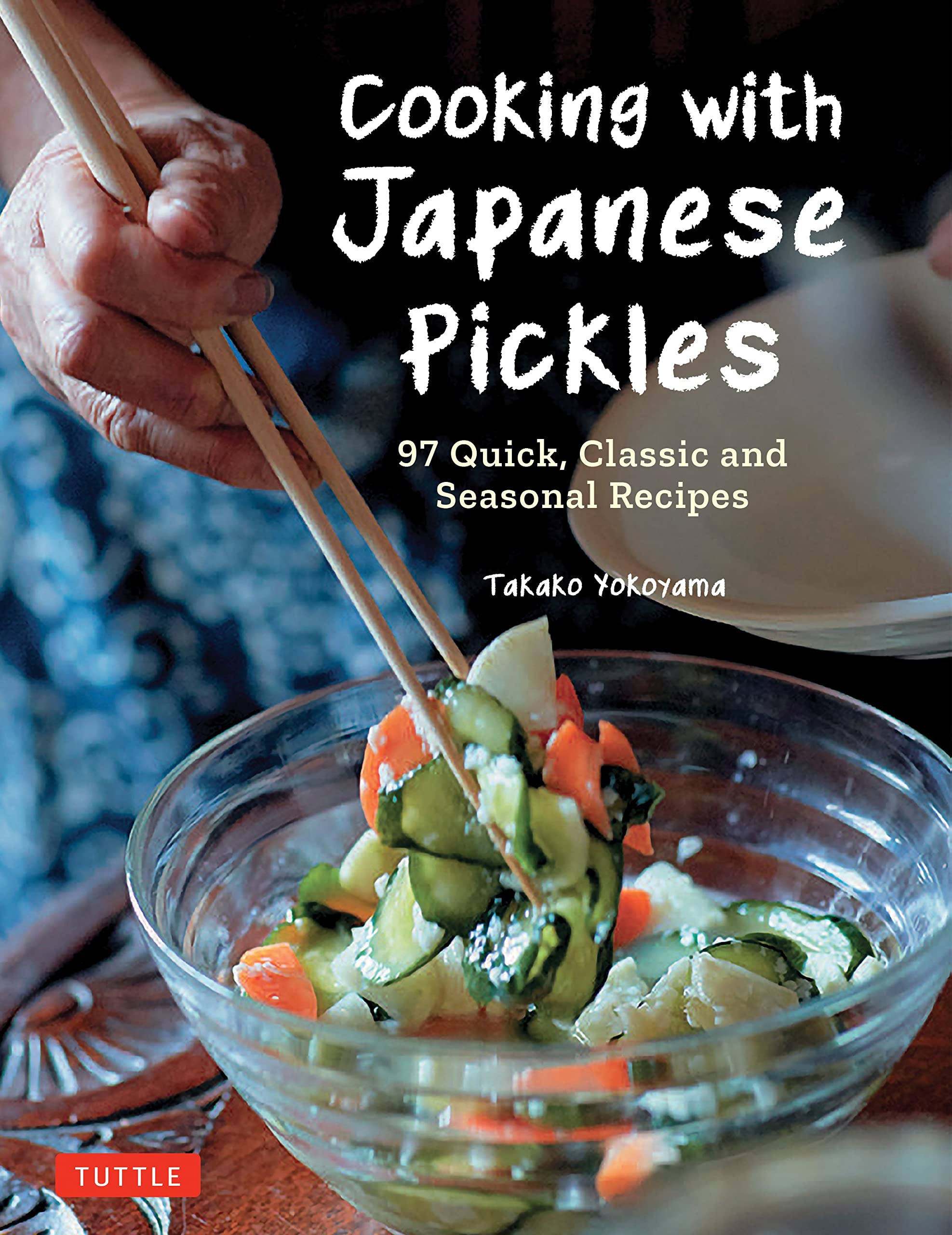 https://cdn0.fahasa.com/media/flashmagazine/images/page_images/cooking_with_japanese_pickles_97_quick__classic_and_seasonal_recipes/2022_08_09_14_11_40_1-390x510.jpg